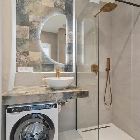 Elegant 1br With Ac * ブラチスラヴァ