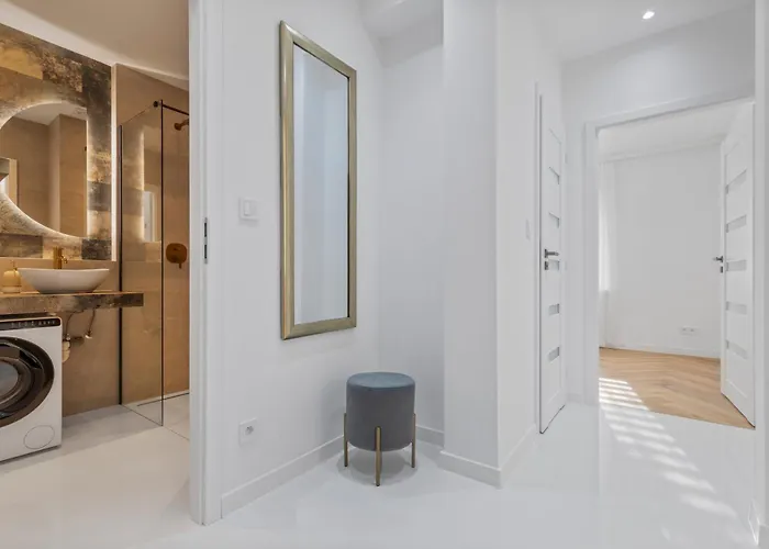 Elegant 1br With Ac Appartement Bratislava