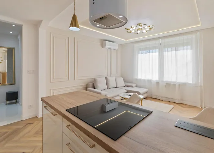 Elegant 1br With Ac *