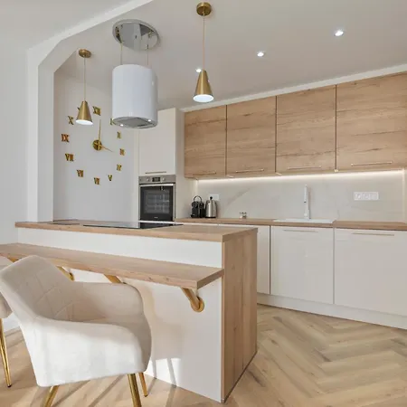 Elegant 1br With Ac